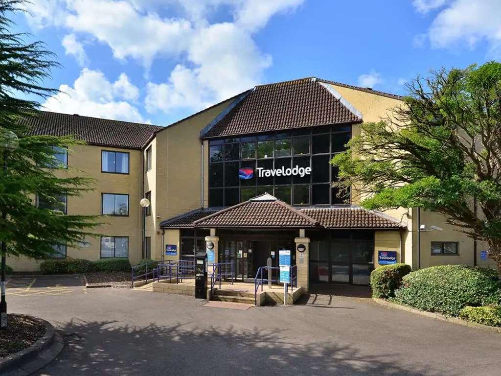 Travelodge Bath Waterside Екстериор снимка